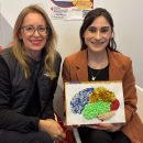 Karina Tomelin e a professora Caroline Ribeiro