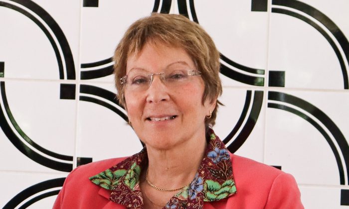 Mitzi Gurgel Valente da Costa