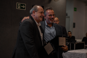 Unifeob 60José Roberto Almeida Junqueira e João Otávio Bastos